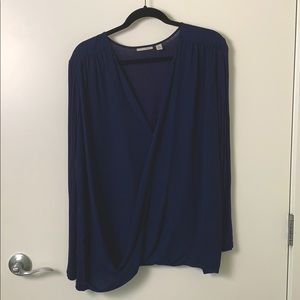 Halogen XL cross body blue long sleeve top w snap